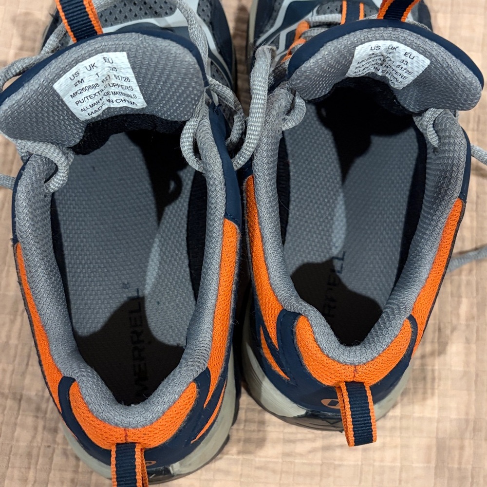 Merrell Waterproof Hiking Shoes sz 2 GREAT CONDITION - Picture 7 of 8